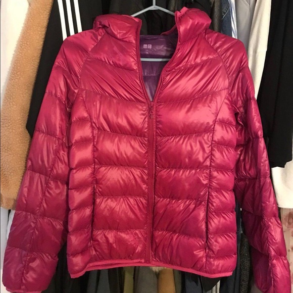Uniqlo Ultra Light Down Puffer Jacket W/ Hood - Picture 1 of 3